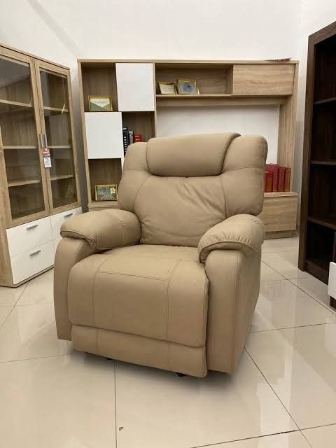 SOFA RECLINER SOFA GOYANG BY SELMA INFORMA