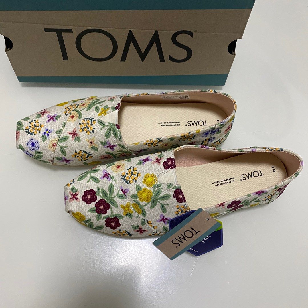 Toms Floral Shoes Women s Fashion Footwear Flats Sandals on