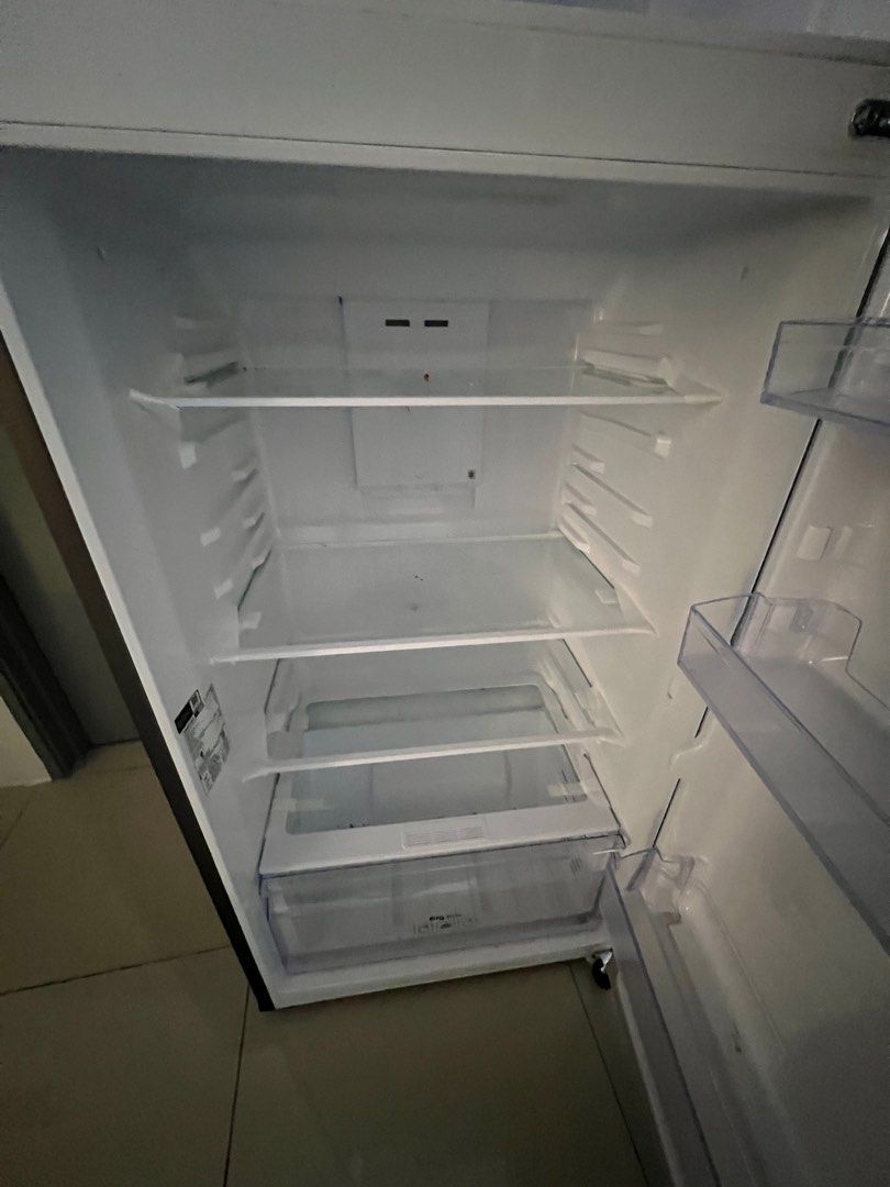 Samsung Fridge Top Mount Freezer with Digital Inverter Technology