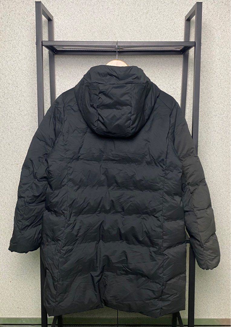 Uniqlo Light Weight Puffer Jacket Women s Fashion Coats Jackets