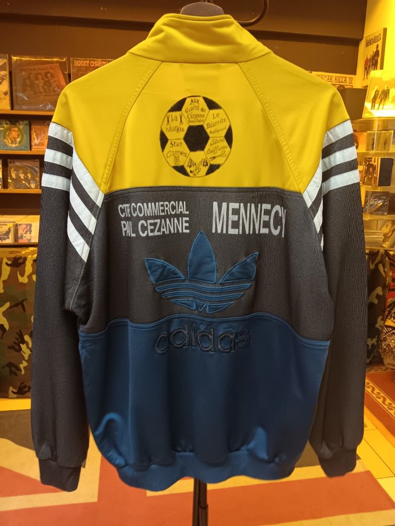 VINTAGE ADIDAS FIREBIRD 90S JACKET Men s Fashion Activewear on