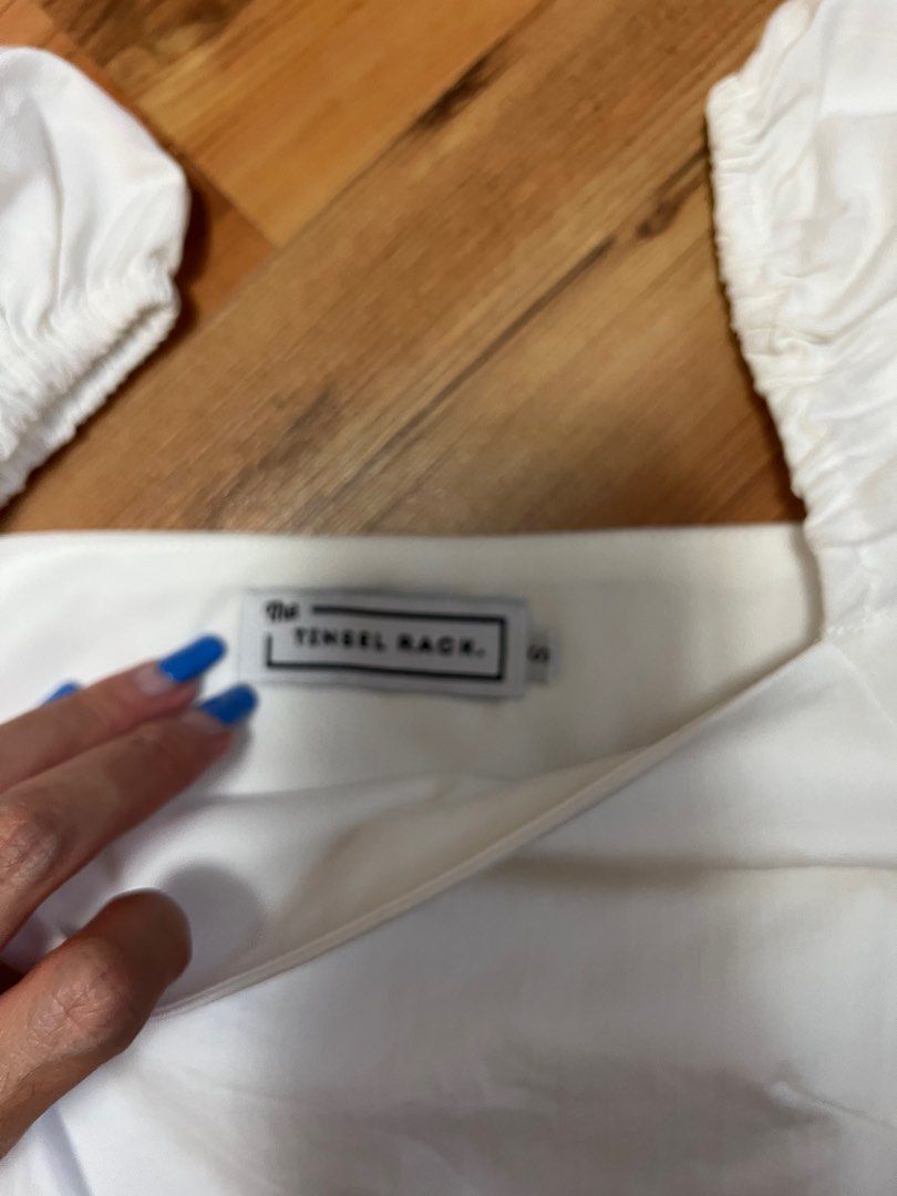 White Basic Tops (Category: Blouses) located in Singapore. Submitted by pris3578 (Listing ID 1270553614, Image 3). Description: 1 for $10! From various blog shops - mostly brand new :) Negos for fast deals!.