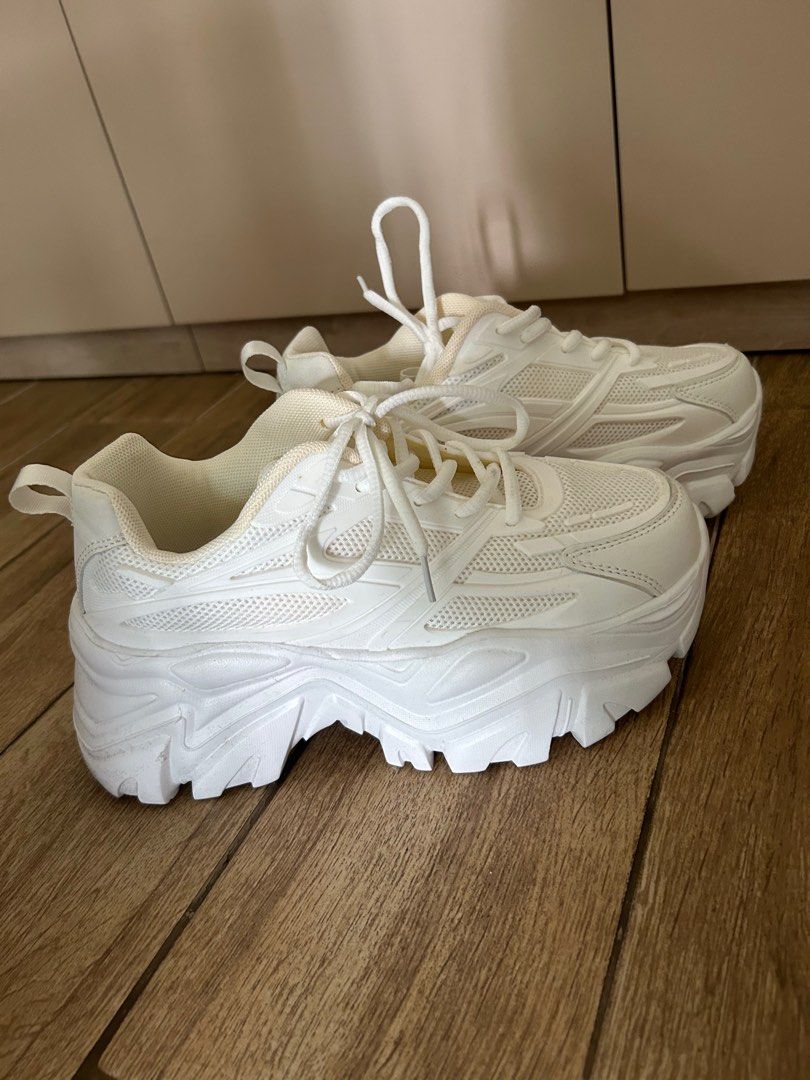 White Chunky Sneakers Women s Fashion Footwear Sneakers on