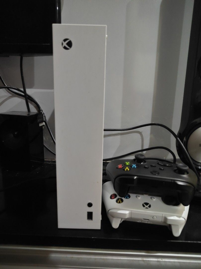 Xbox series s, Video Gaming, Video Games, Xbox on Carousell