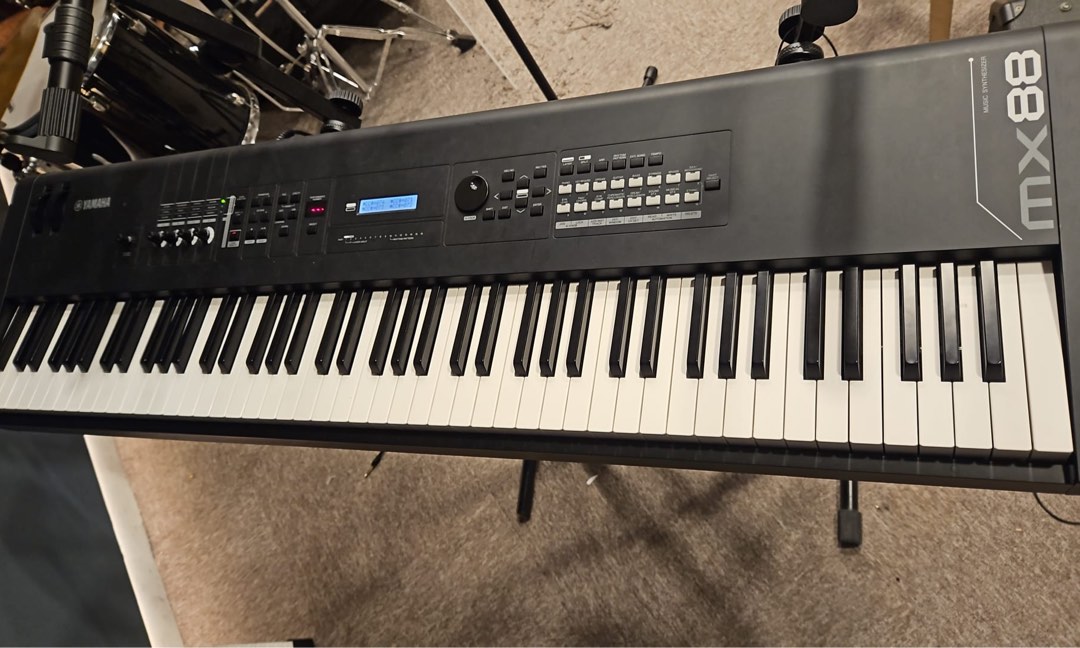 Yamaha MX88 88Key Keyboard with Weighted Keys, Hobbies & Toys, Music