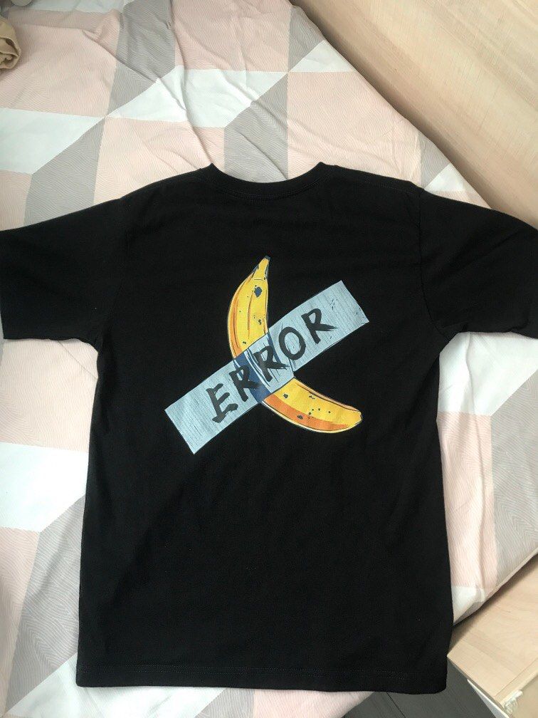 404ERROR （分類：T-shirt、恤衫、有領衫）位於 Hong Kong。 由 daniel0330 提交（商品編號 1270654854，圖片 1）。簡介： 全新未着過。
