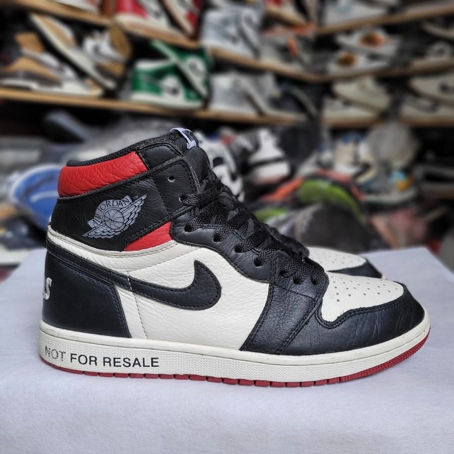 43 NIKE AIR JORDAN 1 RETRO HIGH NOT FOR RESALE VARSITY RED SEPATU NIKE AIR JORDAN A1 334 43 NIKE AIR JORDAN 1 RETRO HIGH NOT FOR RESALE