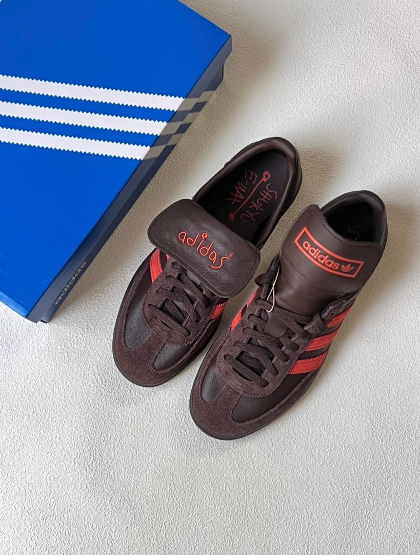 爆安プライス 新品未使用 HANDBALL SPEZIAL SHUKYU BROWN シューズ - 靴