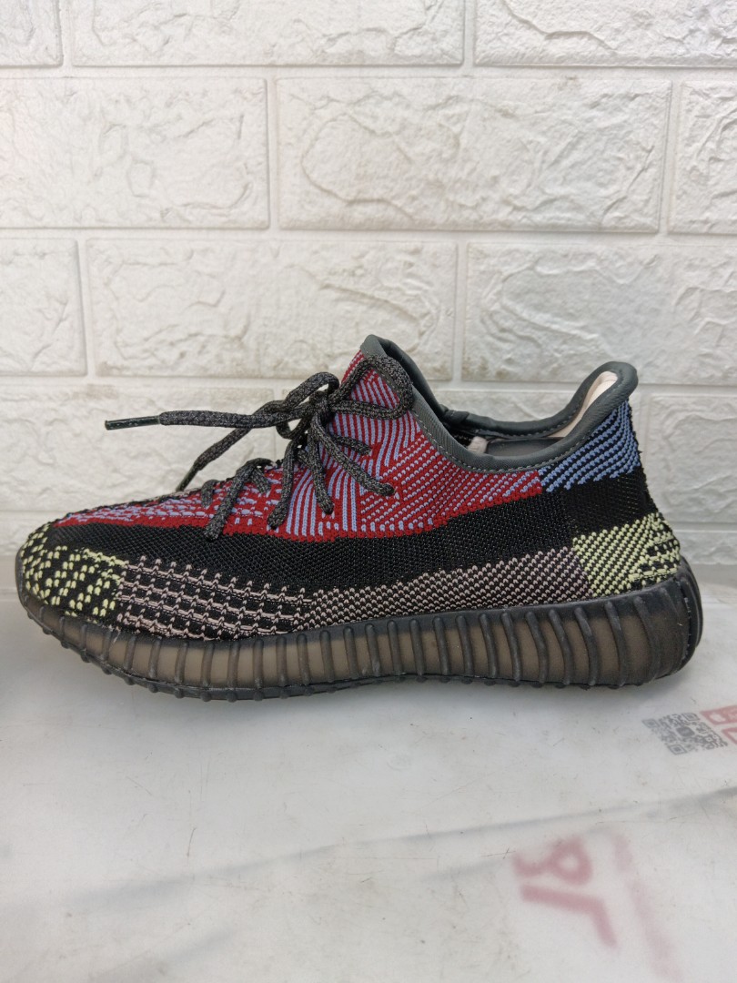 Adidas Yezzy Boost 350 V2, Sports Equipment, Other Sports