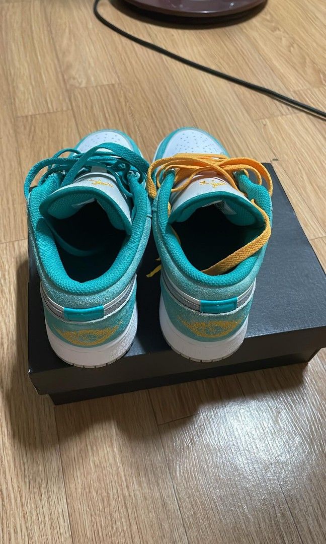 AIR JORDAN 1 LOW SE GS Women s Fashion Footwear Sneakers on