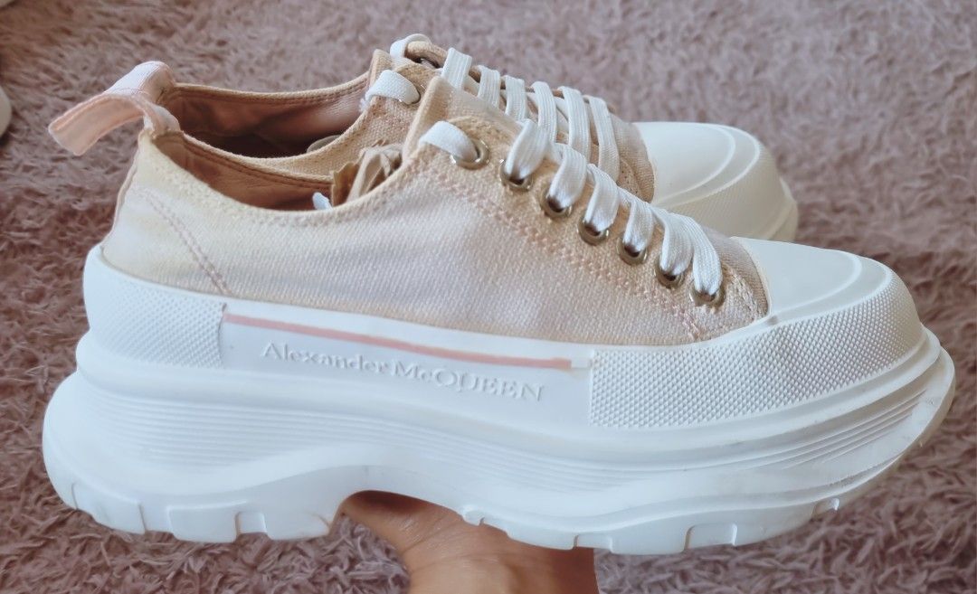 Alexander McQueen Size 6 23cm Women s Fashion Footwear Sneakers
