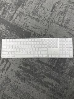 Apple Magic Keyboard  with numeric63008381078018110