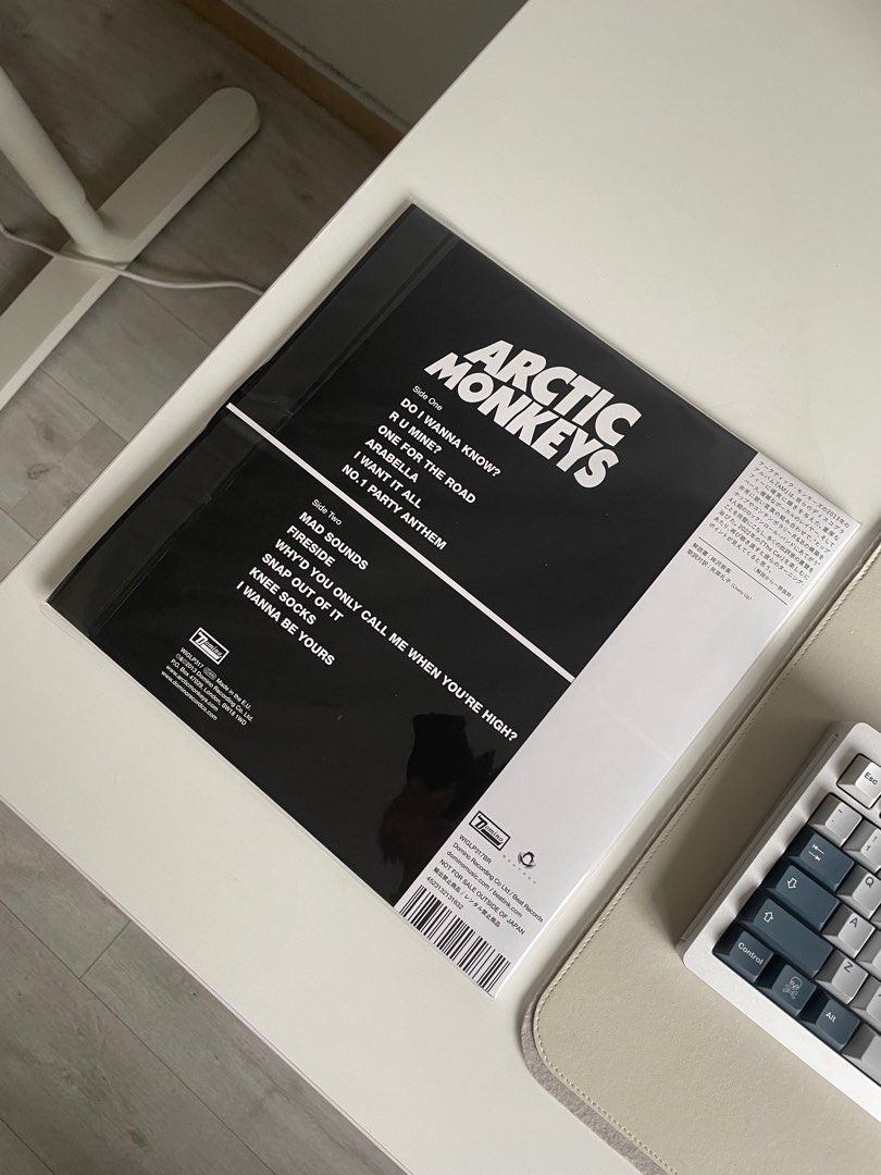 Arctic Monkeys AM Vinyl LP Record, Hobbies & Toys, Music & Media, Vinyls on Carousell