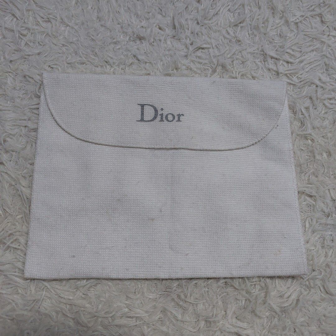 Authentic Christian Dior short wallet dust bag (Category: Luxury Bags & Wallets) located in Manila. Submitted by jfluxury.co (Listing ID 1270655852, Image 2). Description: excellent condition no flaws bought in Japan 🇯🇵 💯% Authentic. 😊 Money back guarantee. 😊 Clean and ready to use na po.