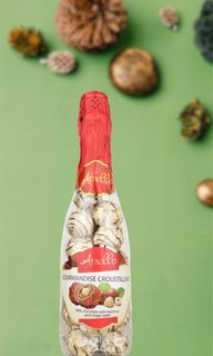 Avello Milk Chocolate Bottle 313g Christmas Gift Giveaway