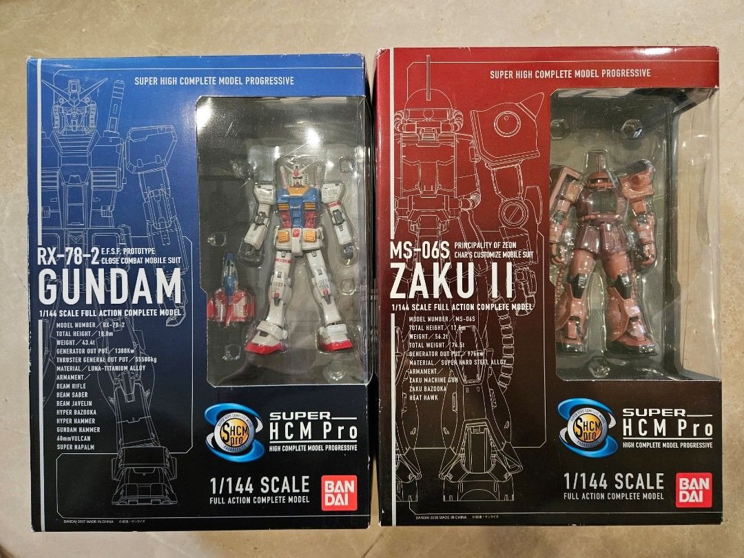 Bandai Super HCM Pro Gundam RX-78-2 & Zaku II MS-06S MISB, Hobbies 