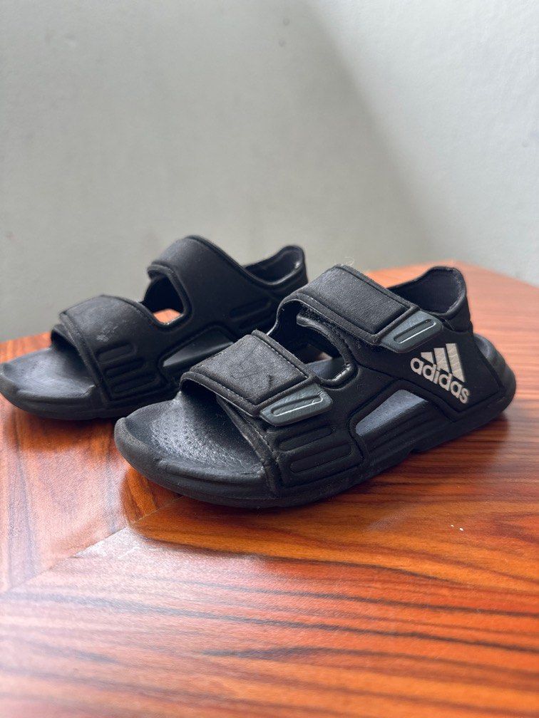 Adidas Altaswim boys Sandals size 10K Babies Kids Babies