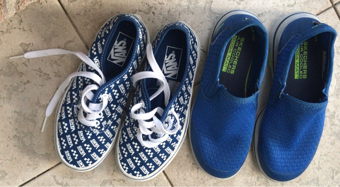 Skechers vans hot sale