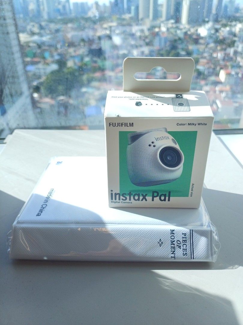 INSTAX PAL Milky White, Digital Cameras