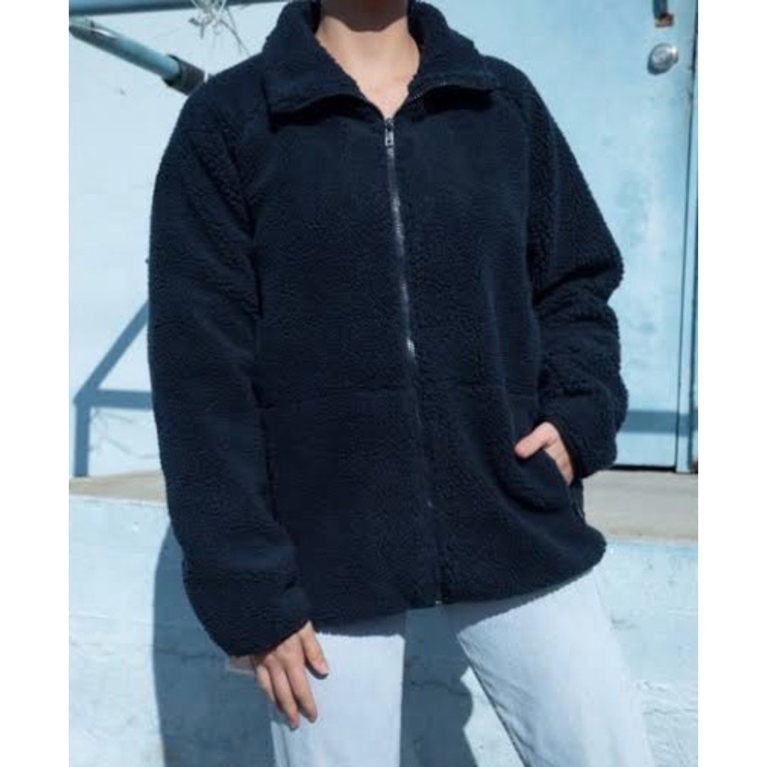 Brandy melville hotsell teddy bear jacket