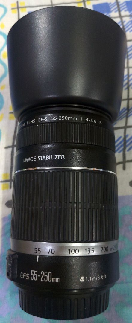 Canon EF-S 55-250mm F4-5.6 IS + 副廠ET-60 遮光罩, 攝影器材, 鏡頭及