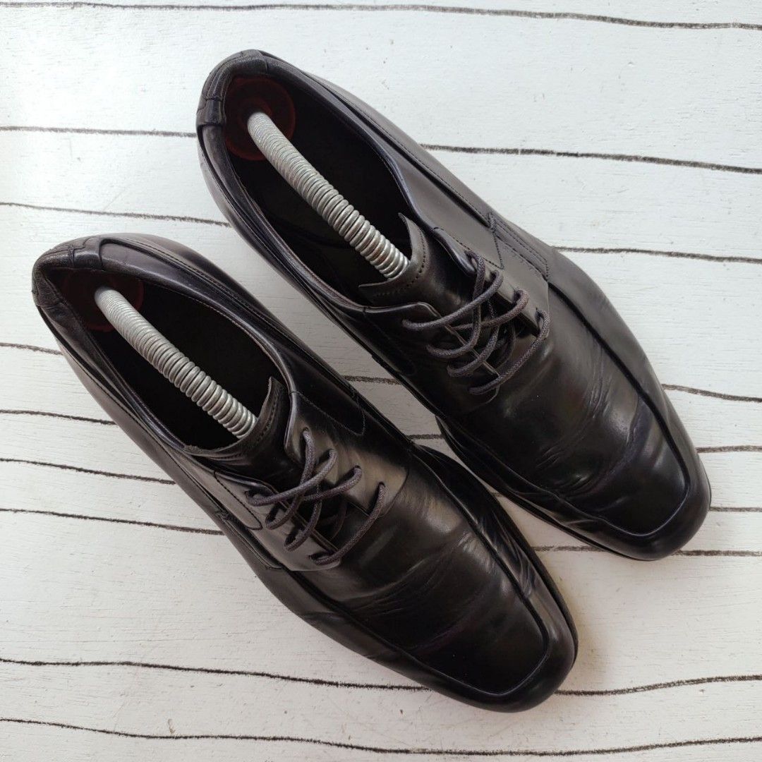 Clarks switzerland 2025