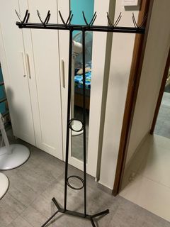 (Category: ) located in . Submitted by dealmakersg (Listing ID 1270746393, Image 1). Description: .
