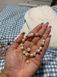 (Category: ) located in . Submitted by shereenshop (Listing ID 1270778934, Image 1). Description: .