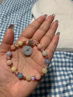 (Category: ) located in . Submitted by shereenshop (Listing ID 1270779355, Image 1). Description: .