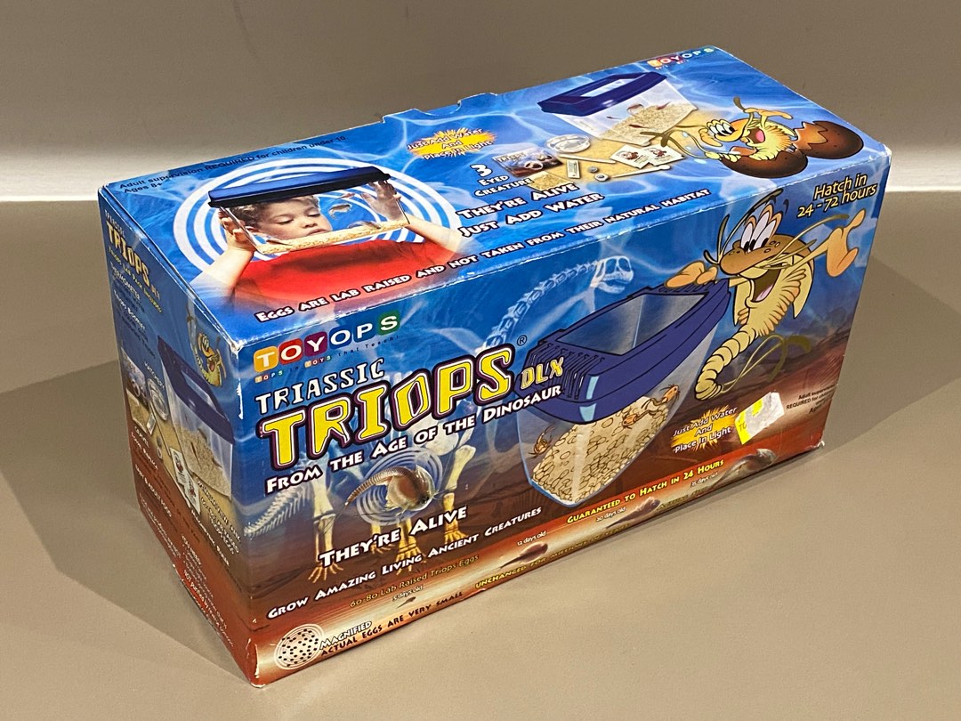 TRIASSIC TRIOPS - Deluxe Triops Kit, Contains Eggs, Aquarium, Food,  Instructions and Helpful Hints to Hatch and Grow Your Own Prehistoric  Creatures, Fun Educational Toy for Kids 
