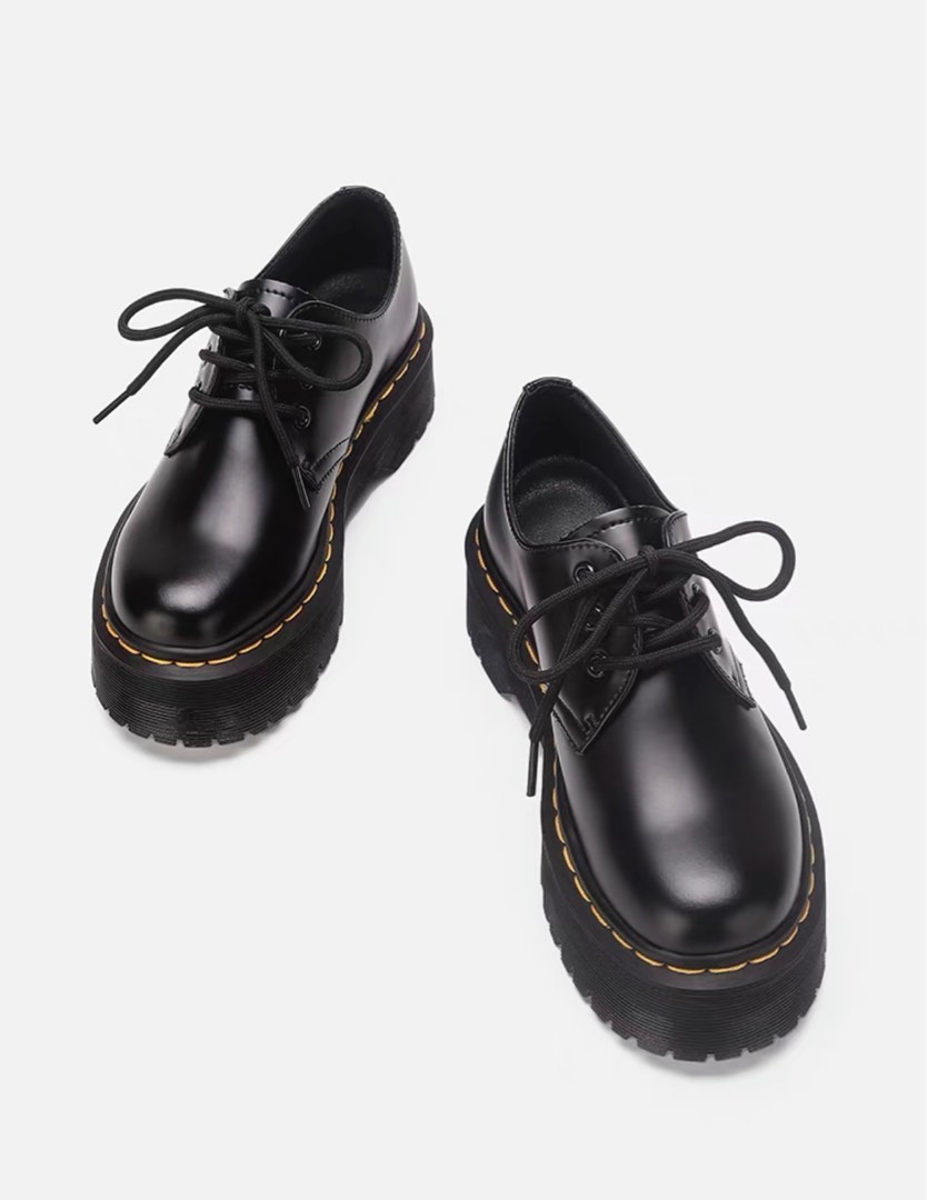 Dr Martens, Women's Fashion, Footwear, Boots on Carousell
