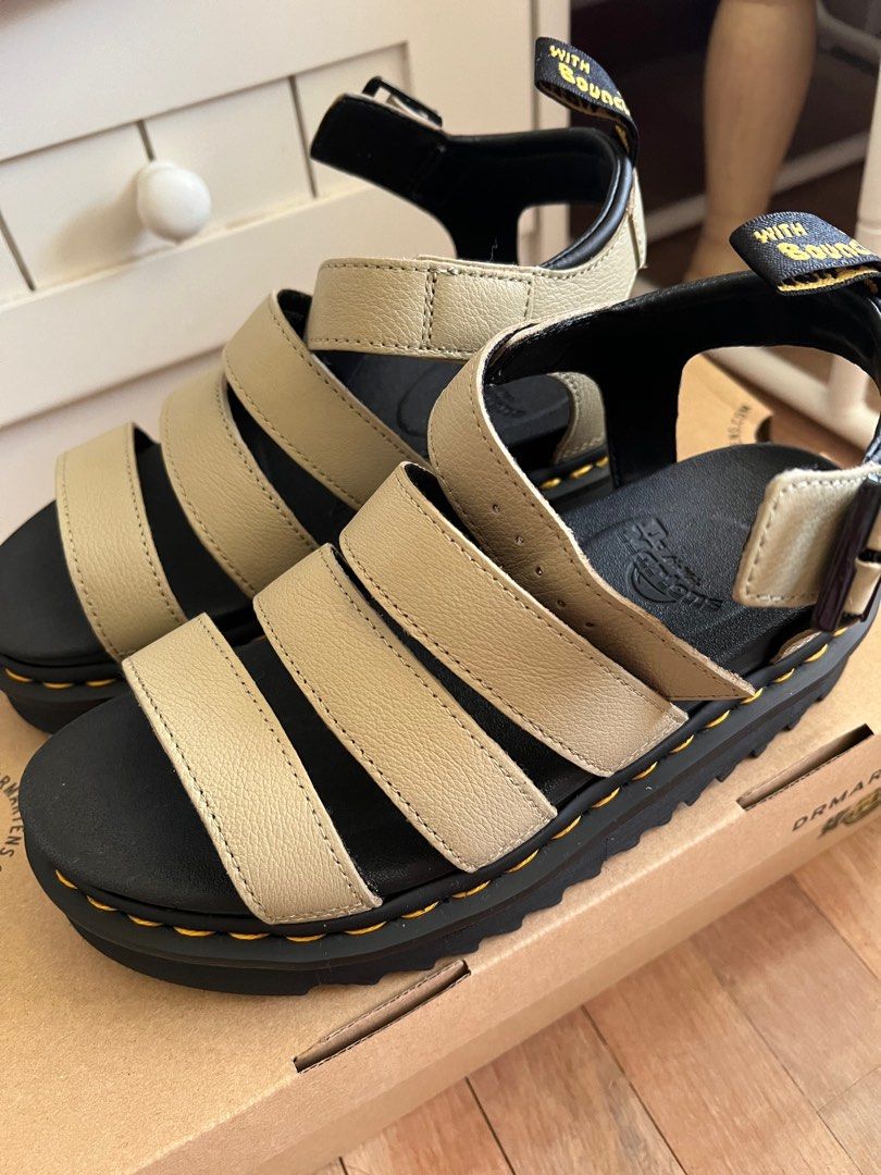 Dr marten shop sandals size 4