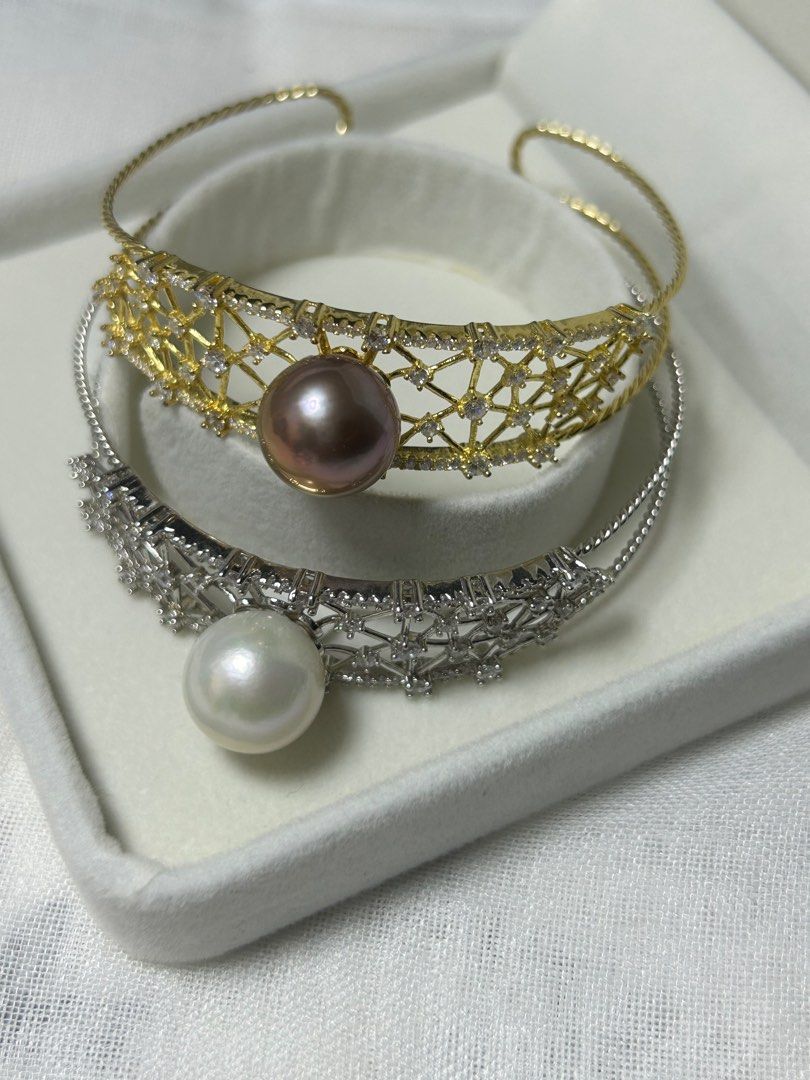 Gold and pearl bangle bracelet online
