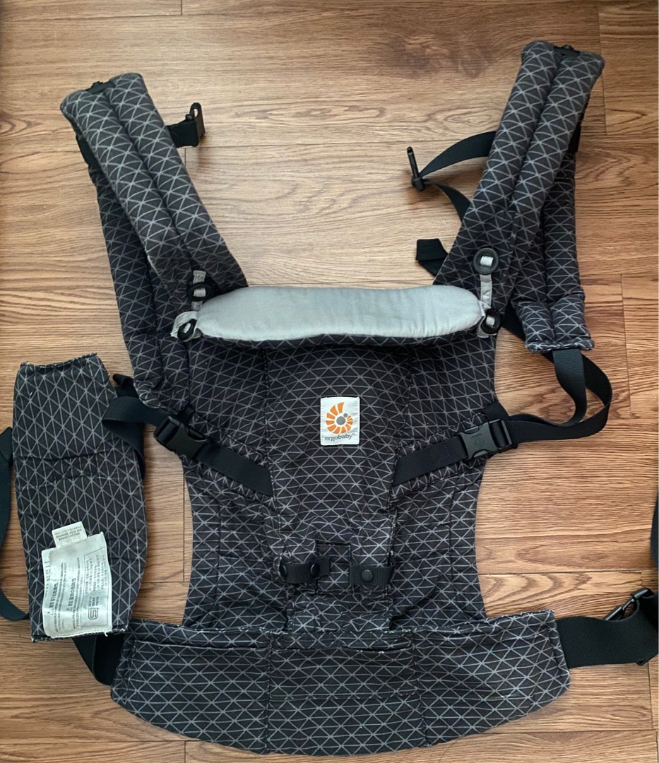 Ergobaby adapt geo on sale