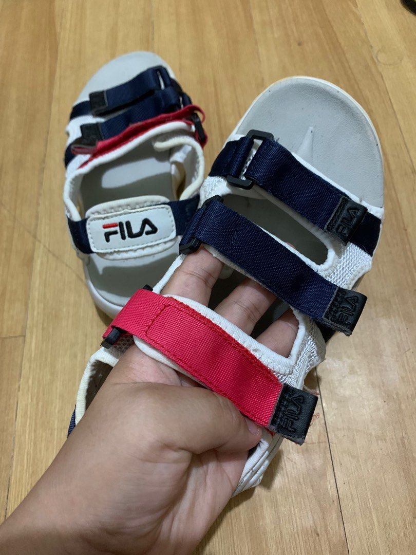 Fila Disruptor Sandal Black/Black/White 7 D (M) : Amazon.in: Shoes &  Handbags