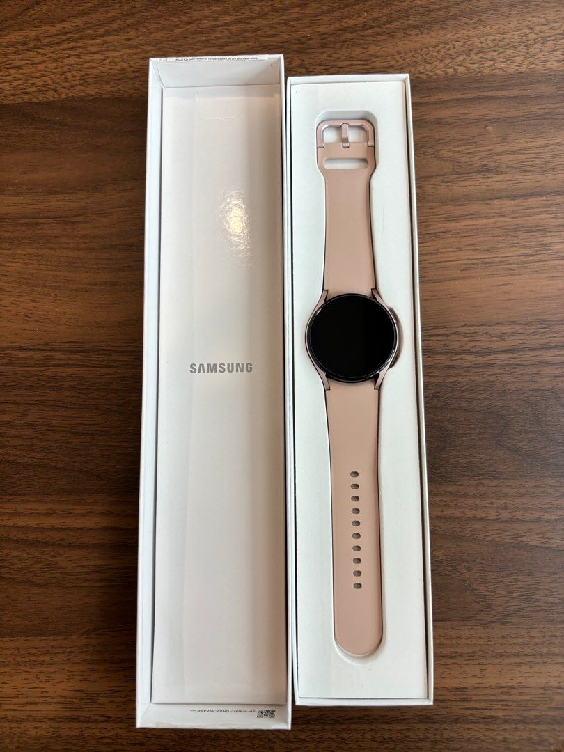 Galaxy Watch 4 Pink Gold 40mm 2022 Set Mobile Phones Gadgets