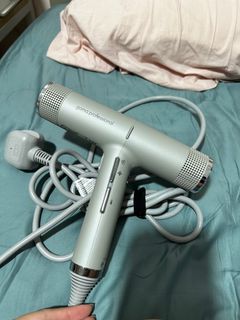 (Category: ) located in . Submitted by stopbuyingsharon (Listing ID 1270830724, Image 1). Description: .