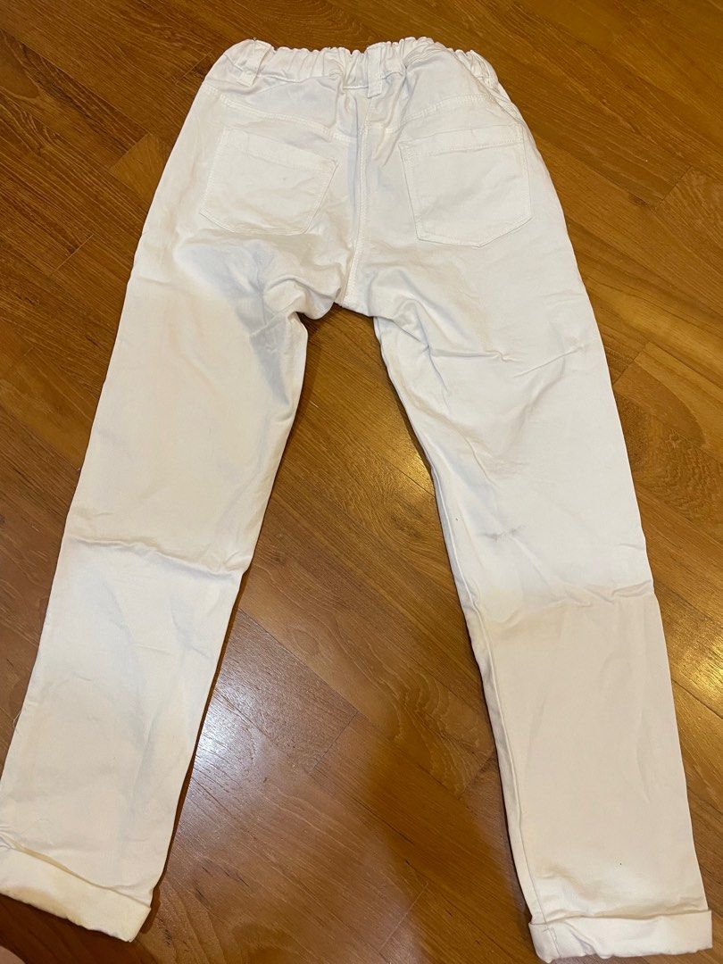 White jeans sale top
