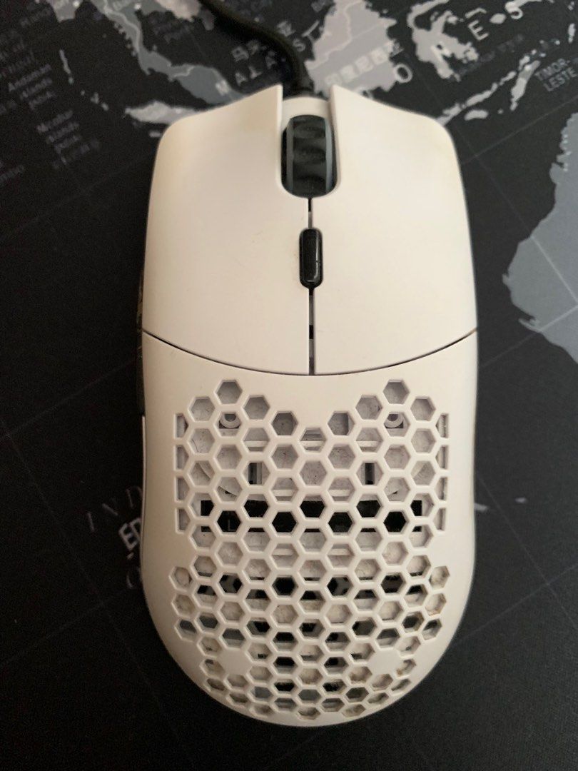 Glorious model o wire, 電腦＆科技, 電腦周邊及配件, 電腦滑鼠及相關產品 Carousell
