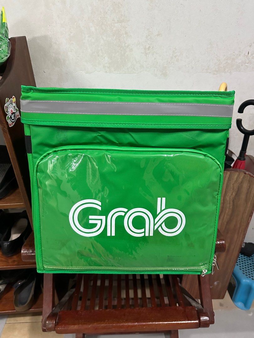 Grabfood backpack shop