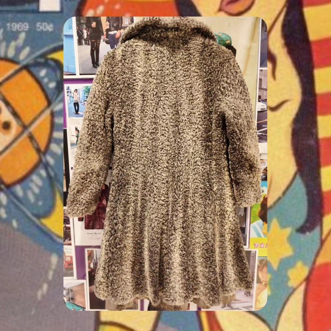 Greyish Broad Tail Lamb Fur coat 1960s Saint Hyacinthe Quebec