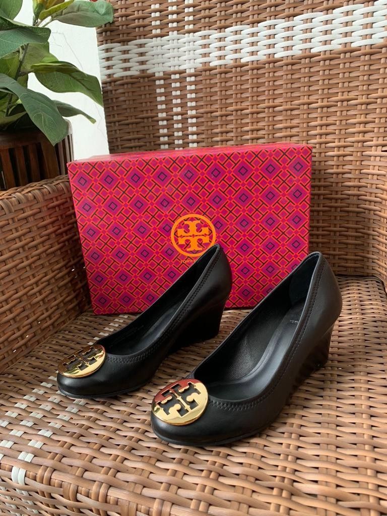 HARGA NET Tory burch sally wedges shoes black sz 7 2.8jt