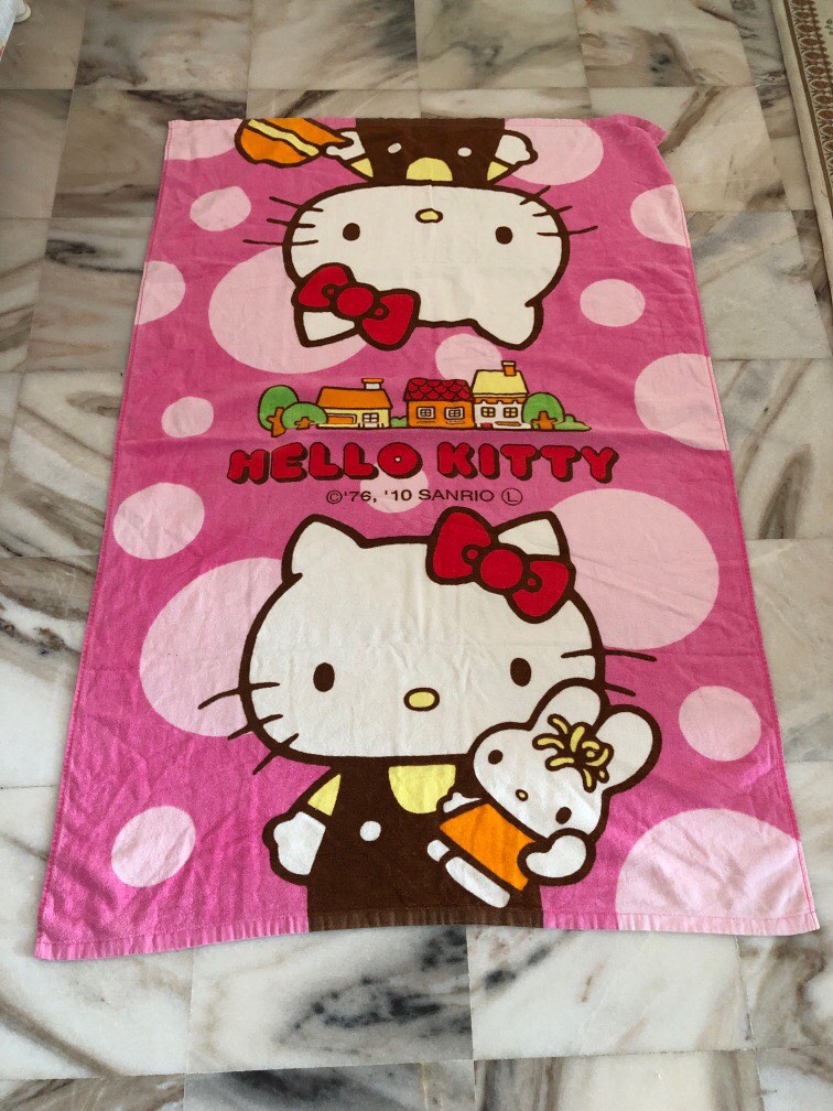 Hello kitty shop towel adults