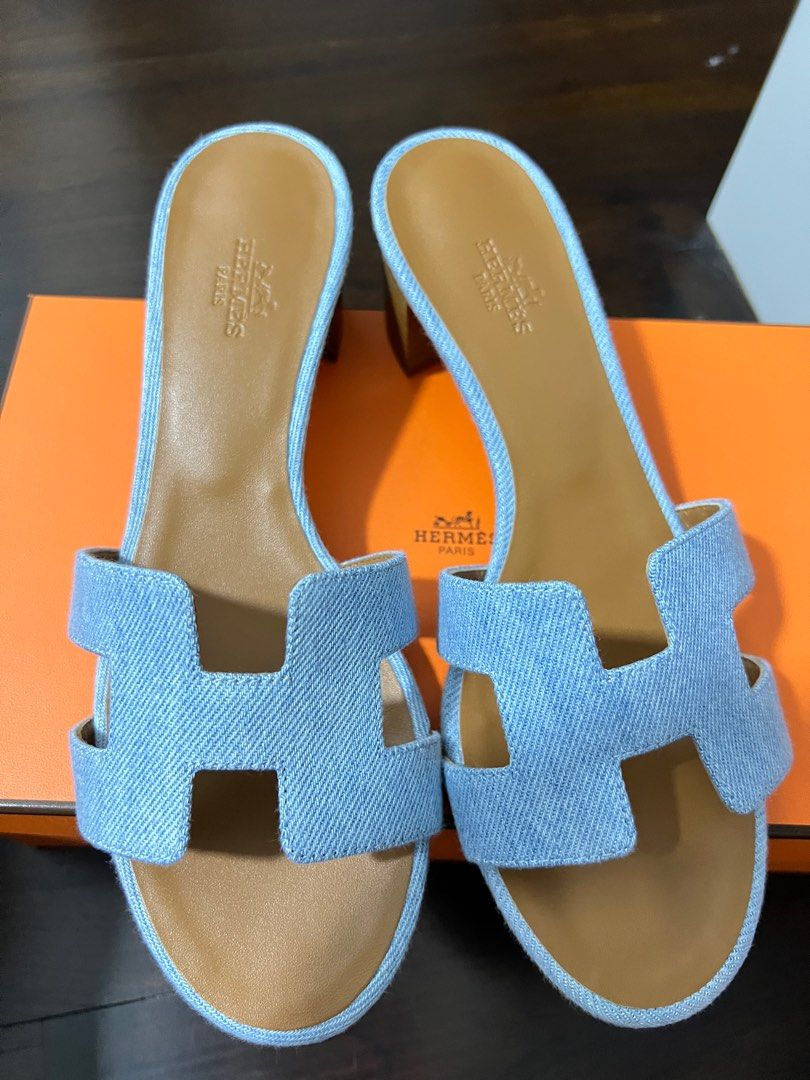 Baby blue hermes discount sandals