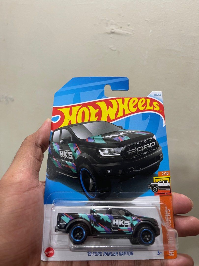 Hot wheels ford raptor 2019 deals