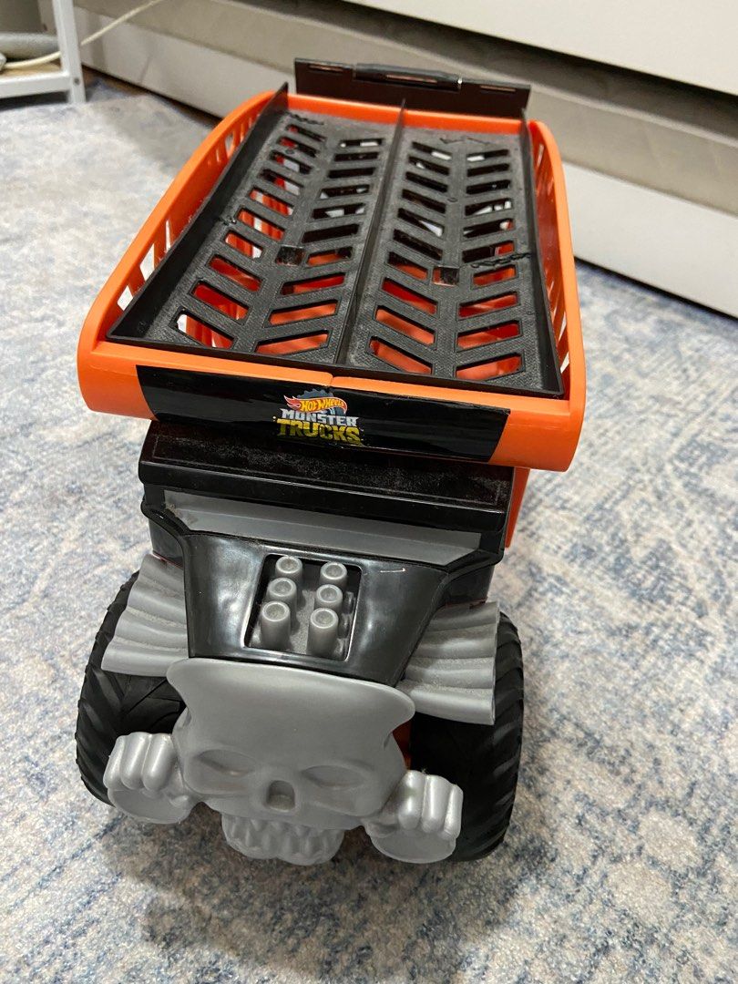 Hot wheels monster truck transporter store