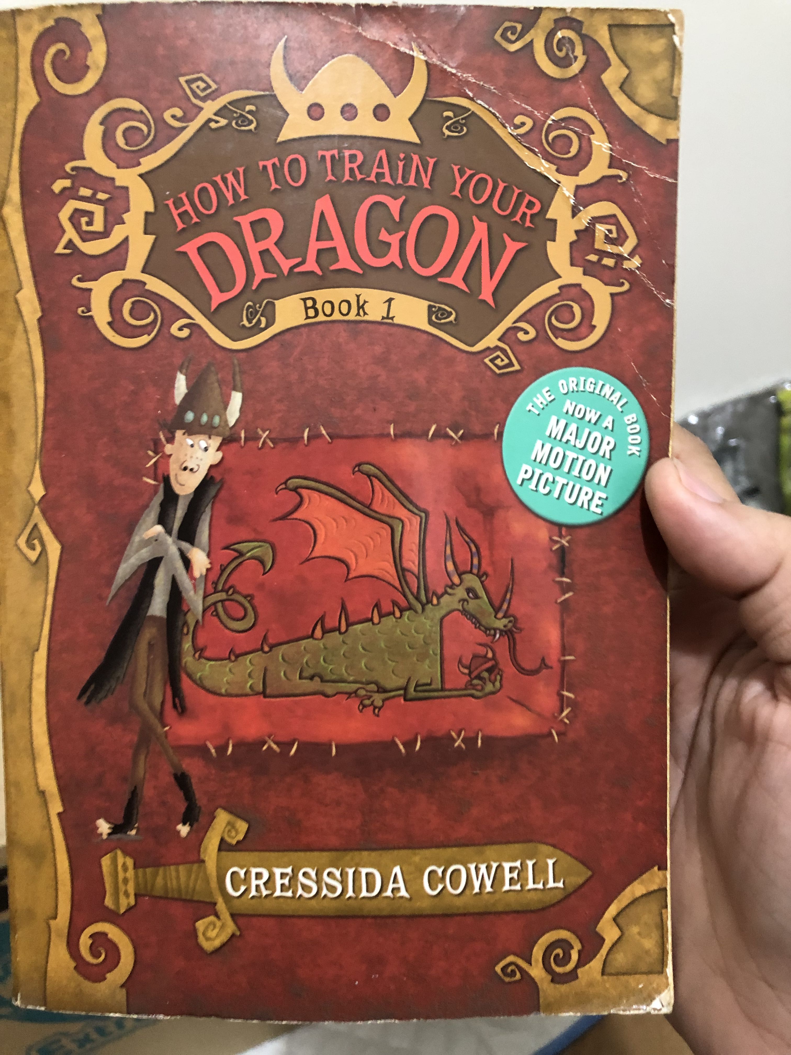 How to Train Your Dragon Book 1, Hobbies & Toys, Books & Magazines - How To Train An Alpha Book