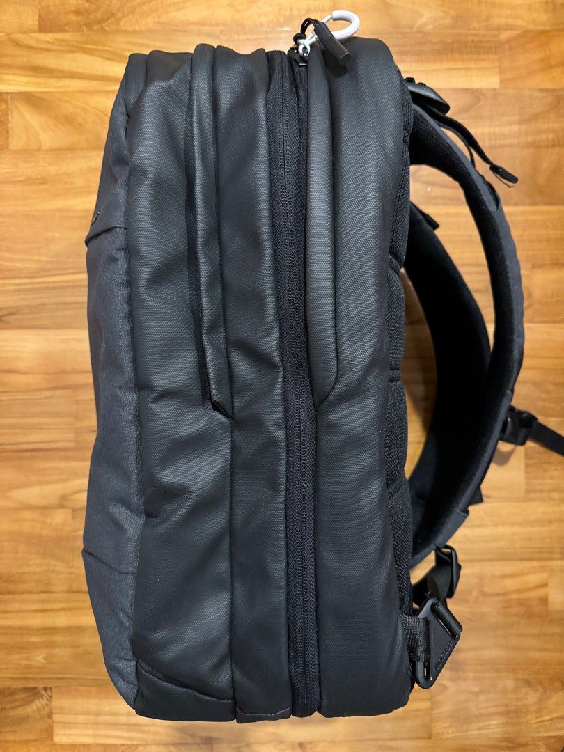 Incase city commuter new arrivals