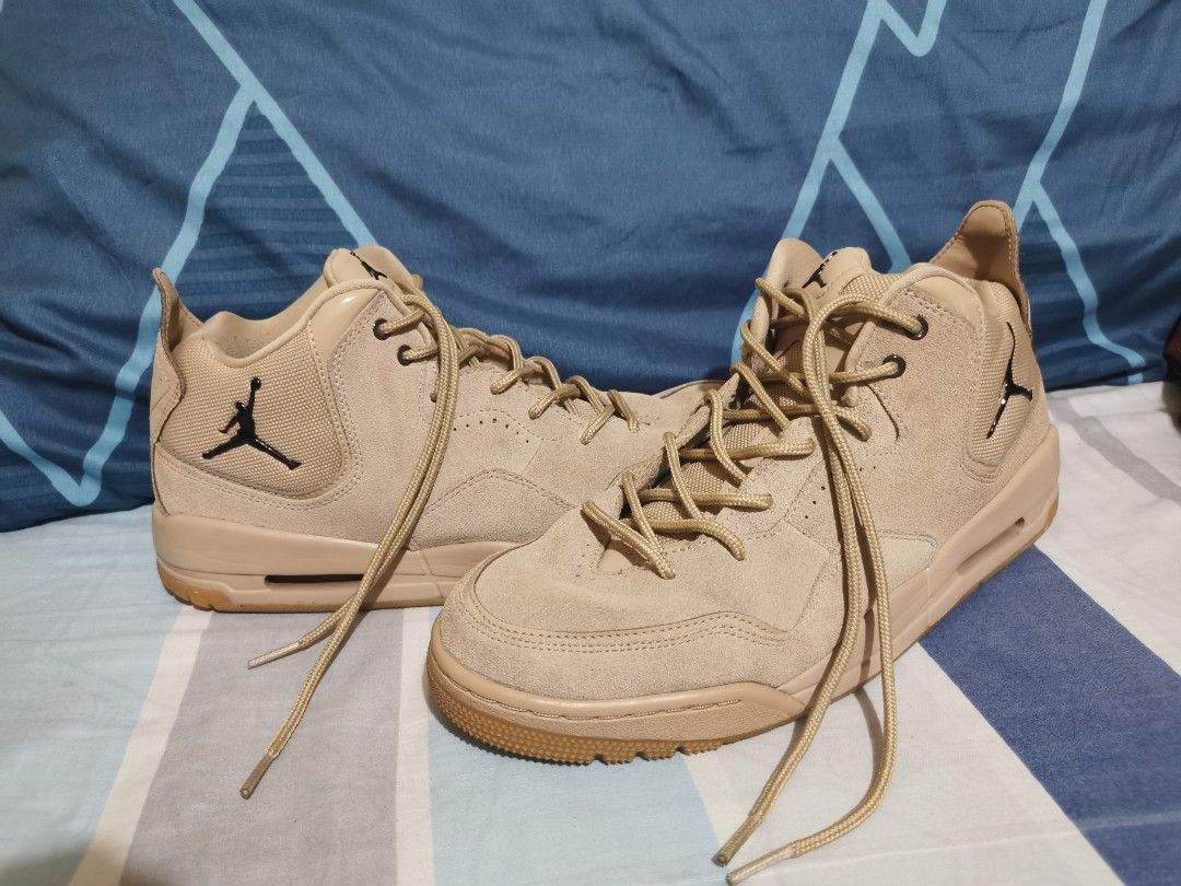 Jordan courtside 23 desert gum