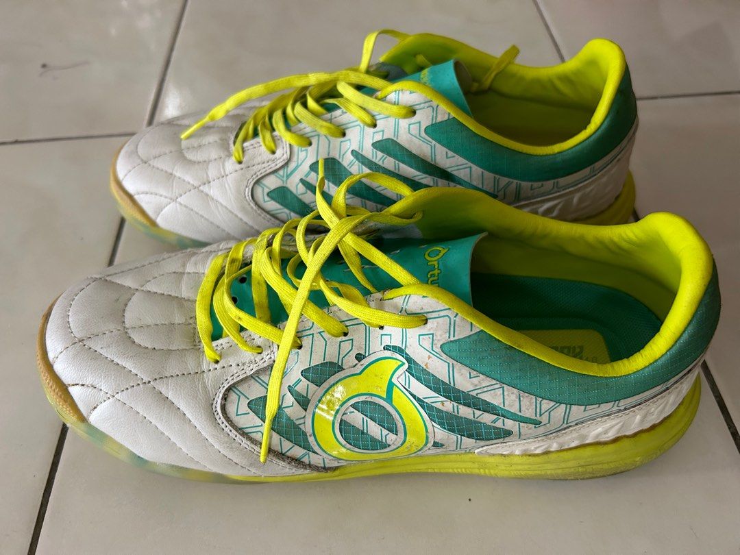 kasut futsal kappa